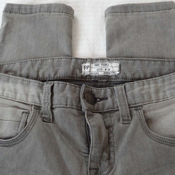 Free People Gray Wash Skinny Jeans 26 - Picture 2 of 6